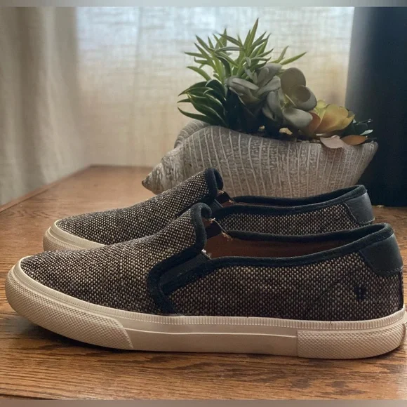 Frye Gia Ship- on woman shoes size 7M - Picture 3 of 10